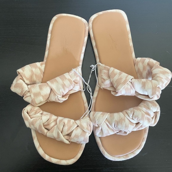 NWOT Universal Thread Meg Knotted Slide Sandals Almond Brown Women’s Size 6 - Picture 7 of 9